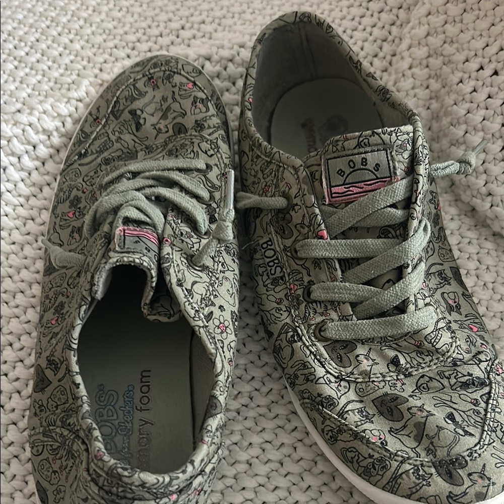 BOBS from Skechers Green Sneakers with Soft Fabric and Casual Design